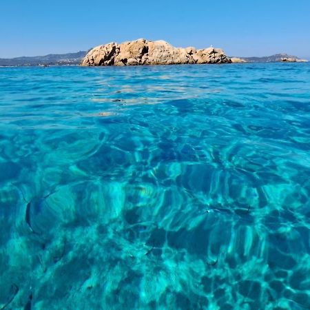 Nest House - Esclusivo Appartamento Marina Di Olbia- Mater Olbia - Beaches - Close To The Airport - Private Parking- Full Comforts - 外观 照片