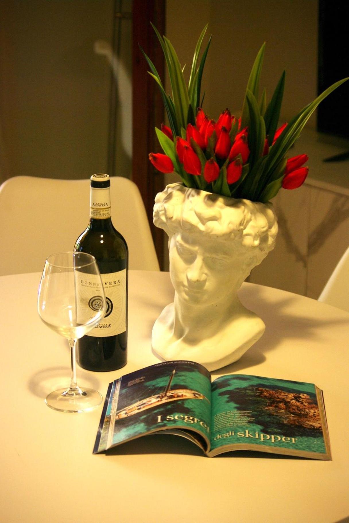 Nest House - Esclusivo Appartamento Marina Di Olbia- Mater Olbia - Beaches - Close To The Airport - Private Parking- Full Comforts - 外观 照片