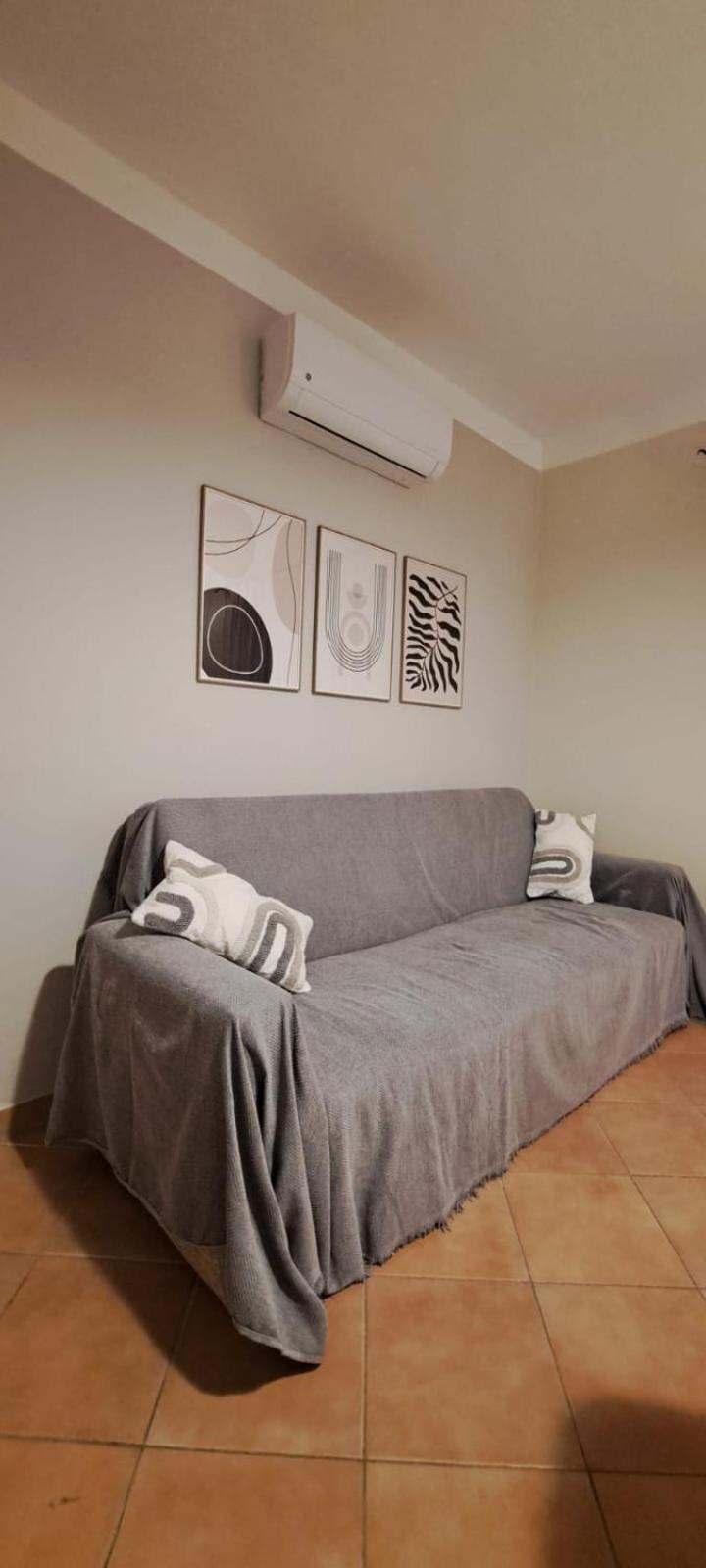 Nest House - Esclusivo Appartamento Marina Di Olbia- Mater Olbia - Beaches - Close To The Airport - Private Parking- Full Comforts - 外观 照片